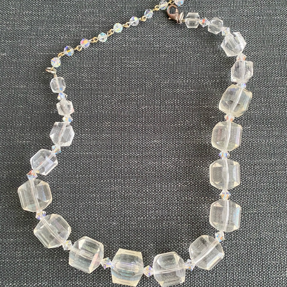 Tarina Tarantino crystal necklace